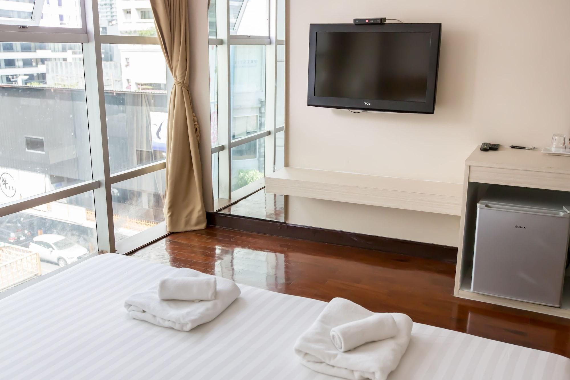 Snooze Hotel Thonglor Banguecoque Exterior foto