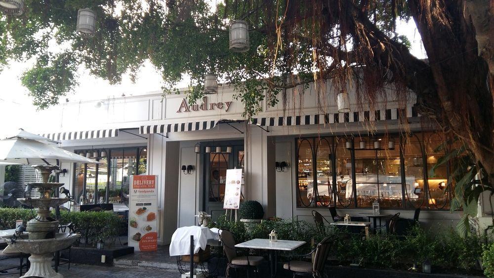 Snooze Hotel Thonglor Banguecoque Exterior foto