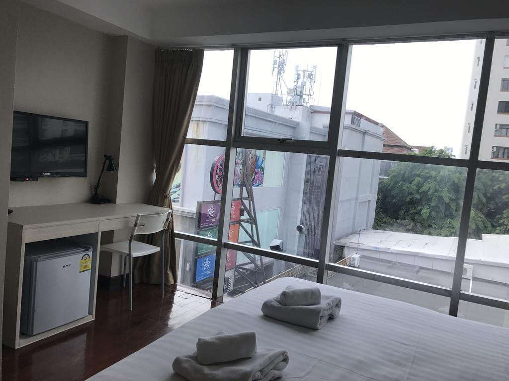 Snooze Hotel Thonglor Banguecoque Exterior foto