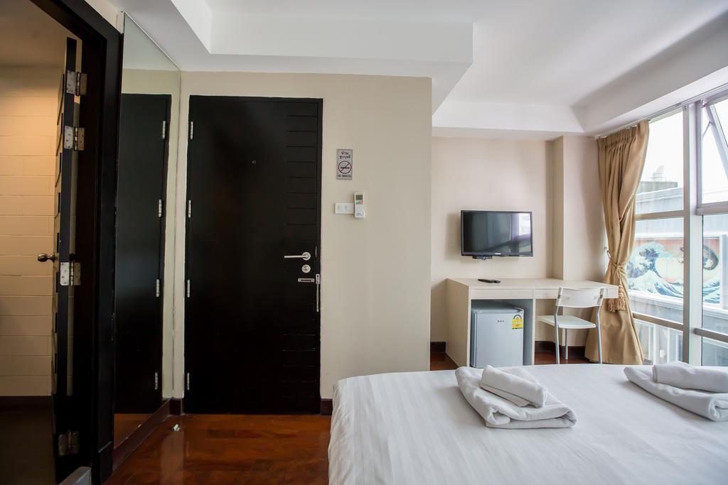Snooze Hotel Thonglor Banguecoque Exterior foto