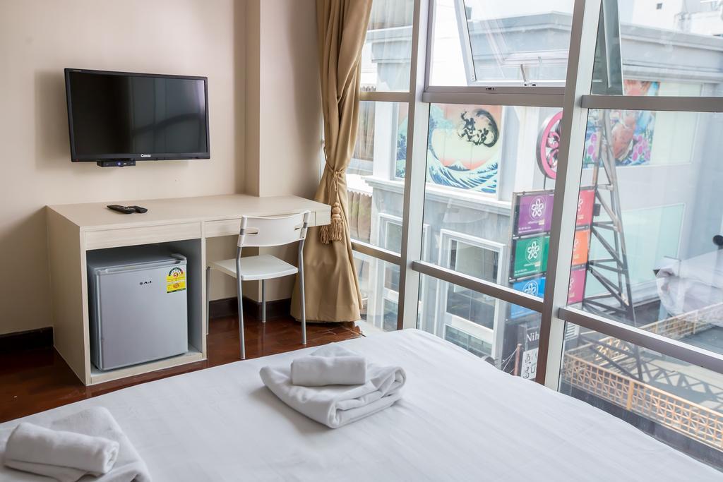 Snooze Hotel Thonglor Banguecoque Exterior foto