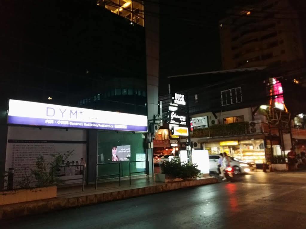 Snooze Hotel Thonglor Banguecoque Exterior foto