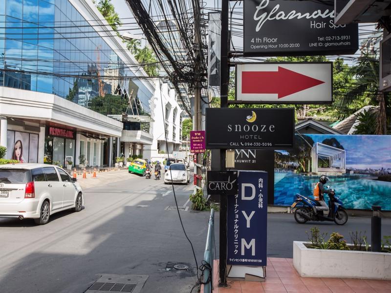 Snooze Hotel Thonglor Banguecoque Exterior foto